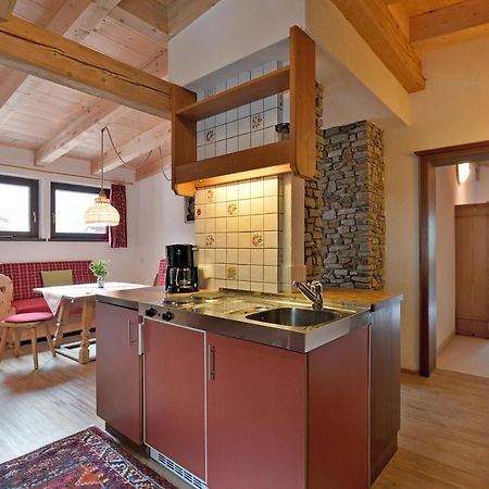 Ferienwohnungen Kircher Mayrhofen Kamer foto